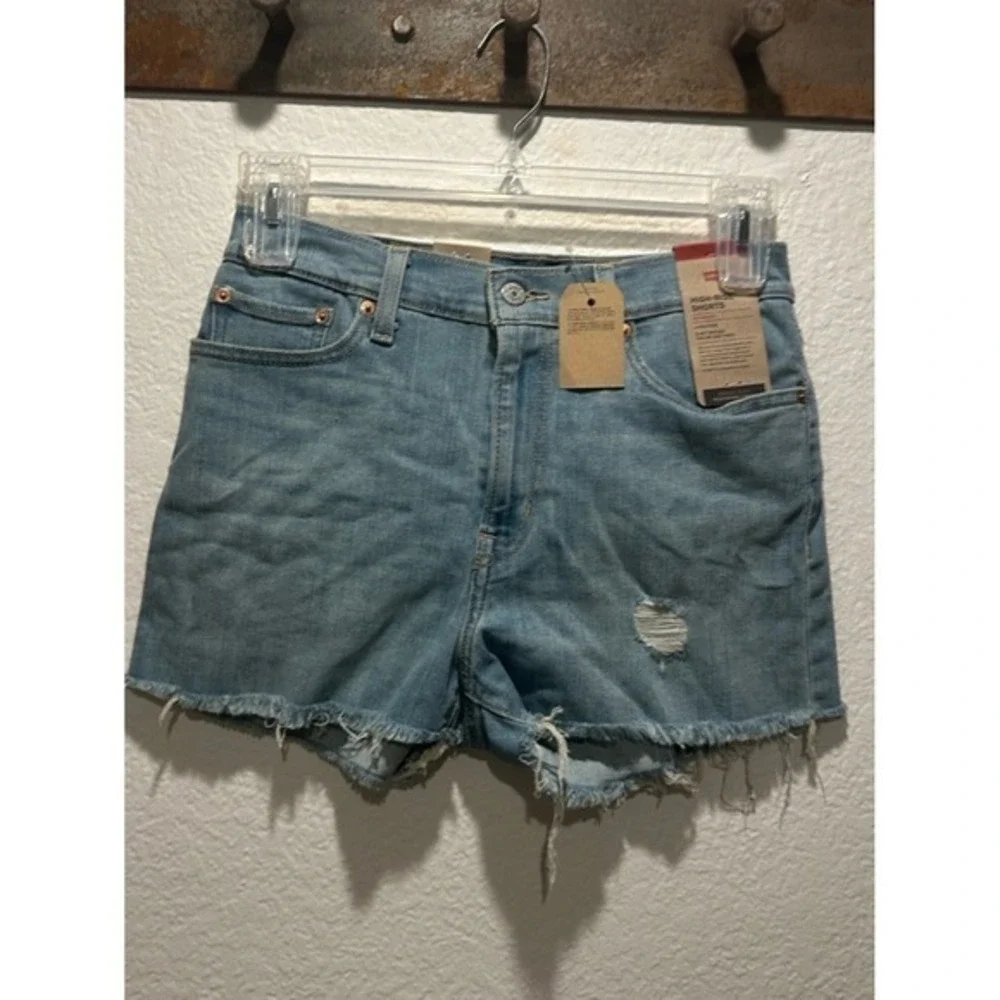 Levi's high rise hypersoft shorts denim NWT Women's‎ Size 29